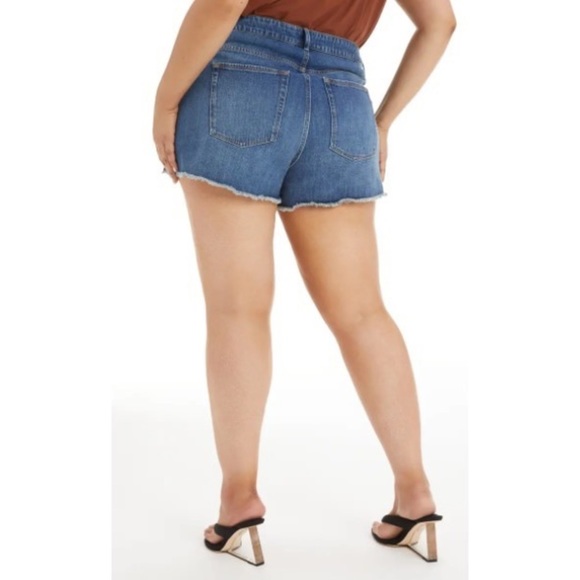 NWT Good American Fold Over Cut Off High Rise Denim Blue Shorts Plus Size 22 - Picture 2 of 7